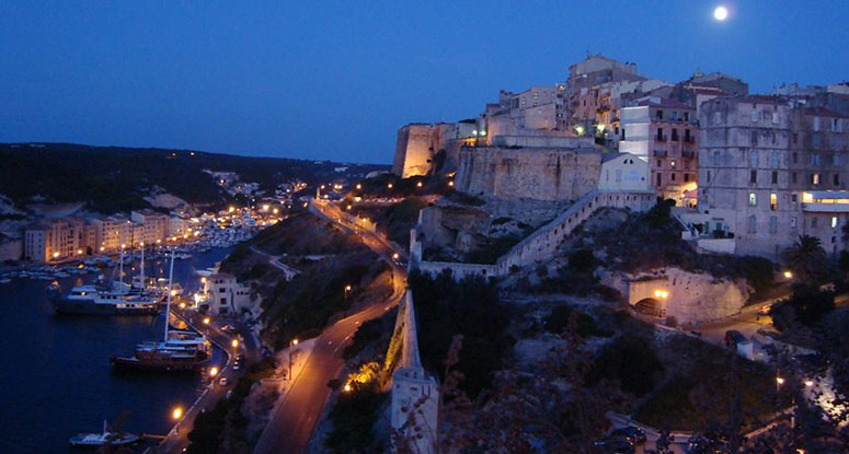 Visiter Bonifacio