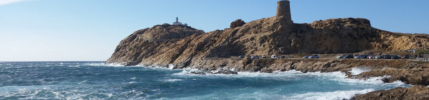 Tour Génoise près camping Corse