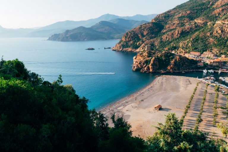 paysage de Corse et fiera di san roccu