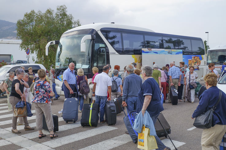 groupe ce bus camping Corse