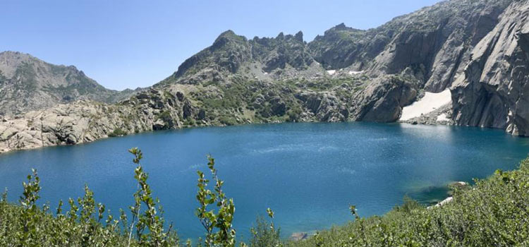 Randonnée vers les lacs Mello et Capitello