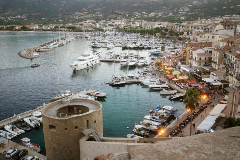 Découvrez la tour de sel de Calvi